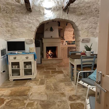 Trulli Mancinella Villa โลโกโรตอนโด ภายนอก รูปภาพ